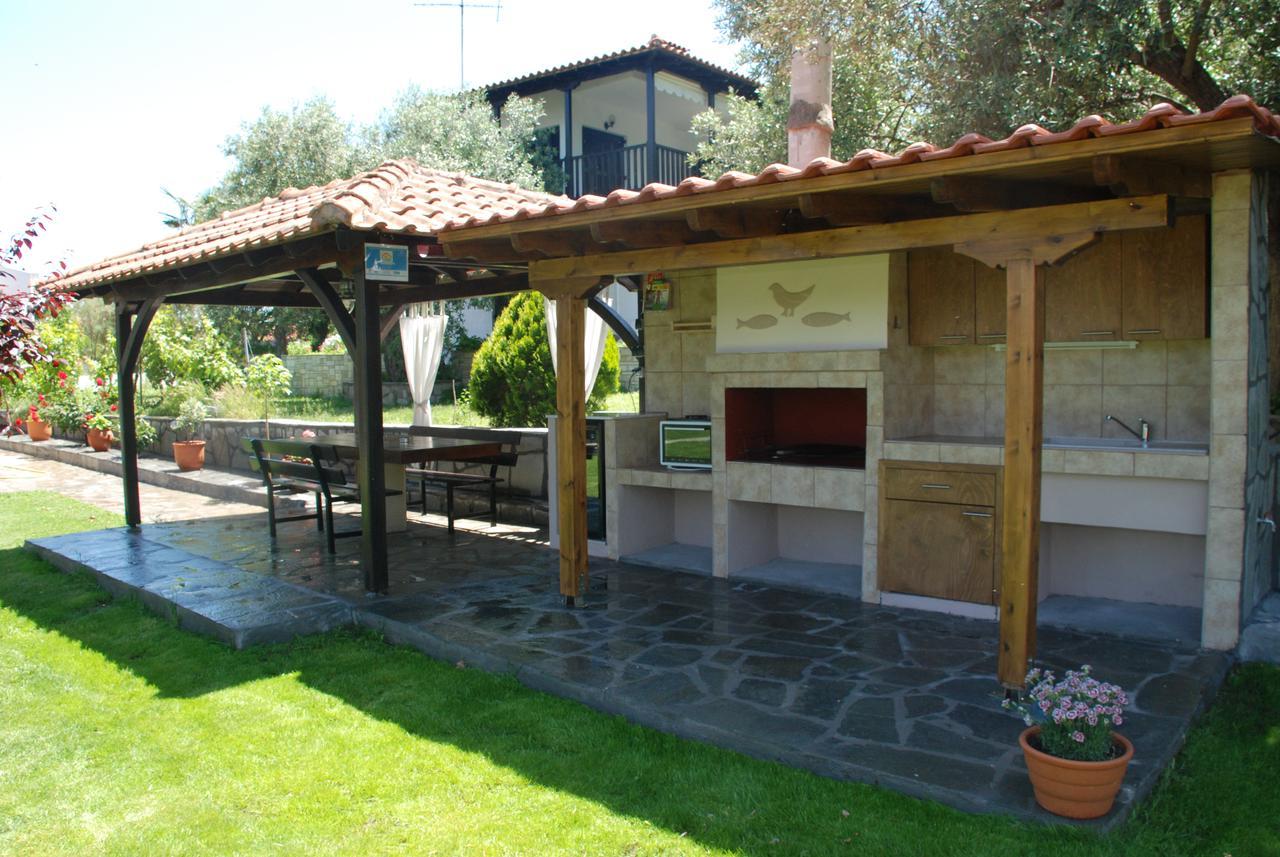 Latoura Studios Ormos Panagias Buitenkant foto